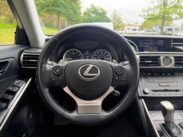 2016 Lexus IS 300