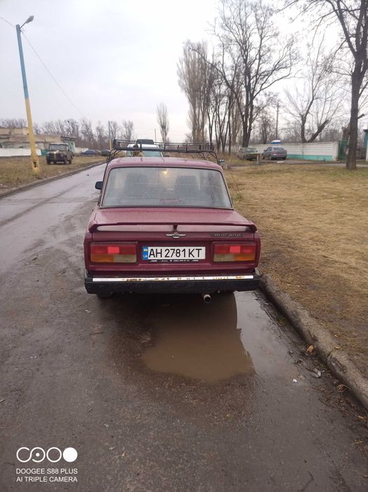 Продам сімьорку доброму стані.