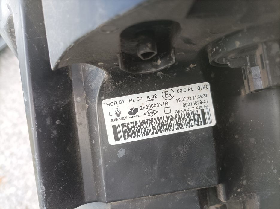 Lampa lewy przód renault express eu bardzo ładna