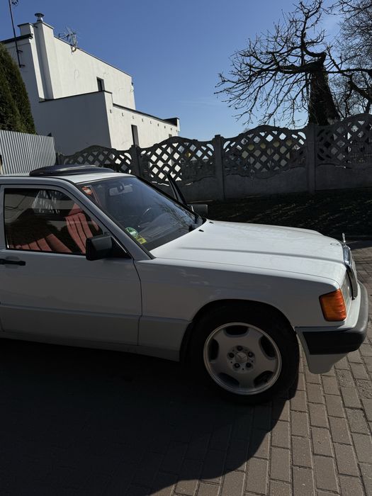 Mercedes 190 benzyna 1.8
