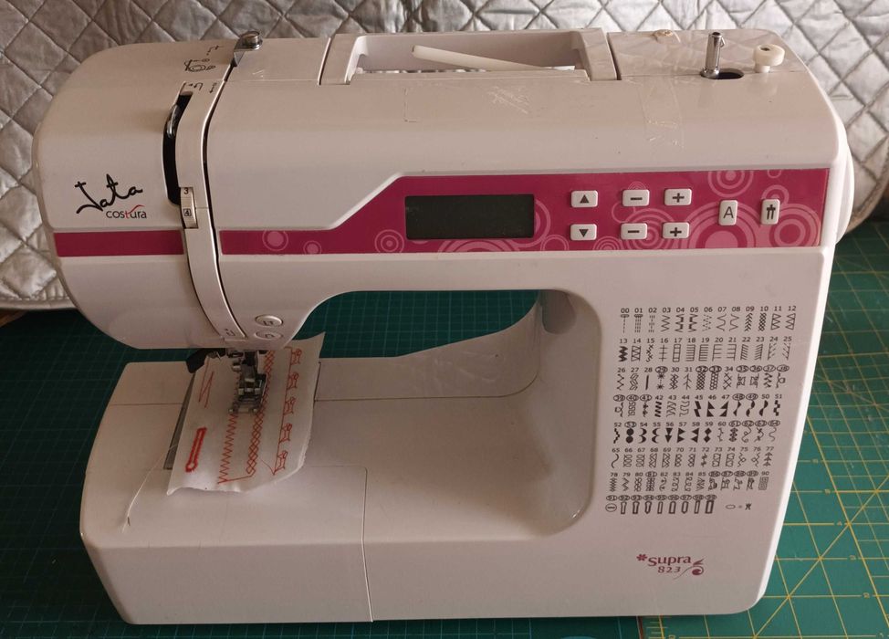 Maquina costura Jata 823 Supra