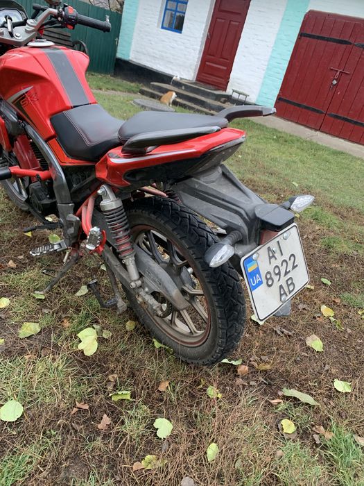 Мотоцикл ML200 Shark