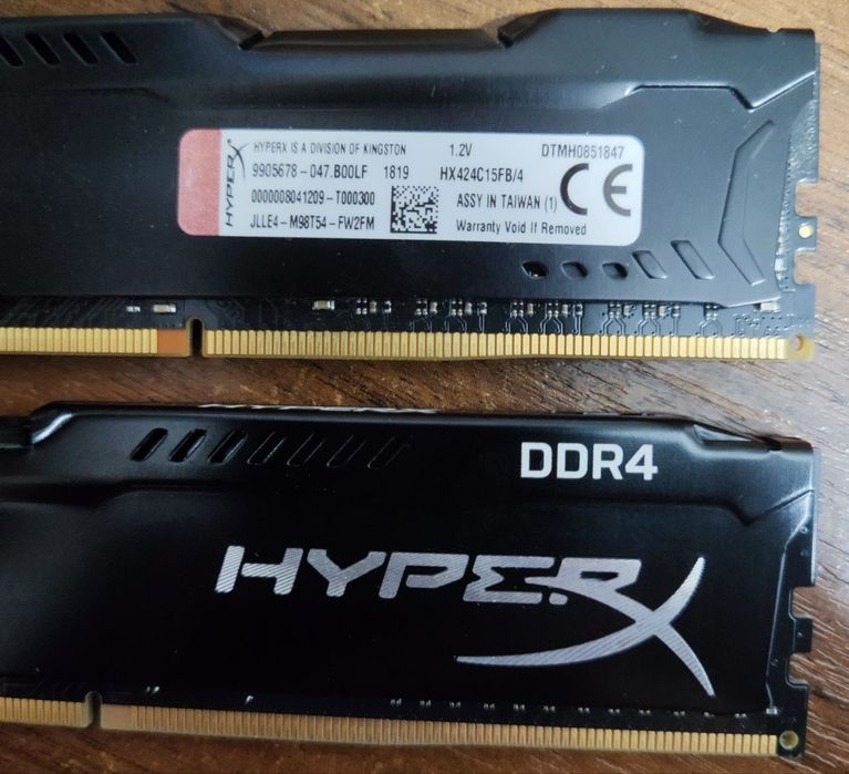 Kingston HayperX DDR4  2400Мгц---8GB(дві планки по 4 ГБ)