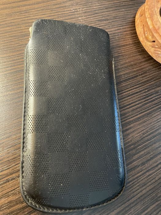 Чехол для Iphone 6 Louis  Vuitton оригинал