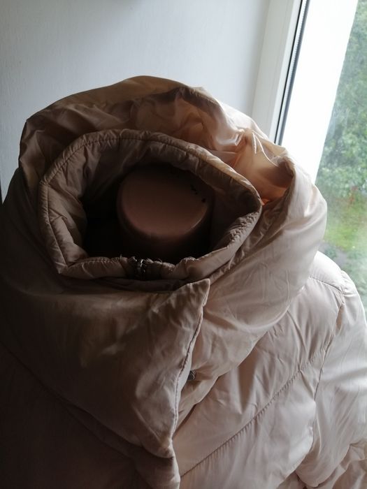 Куртка жіноча  M  Stradivarius