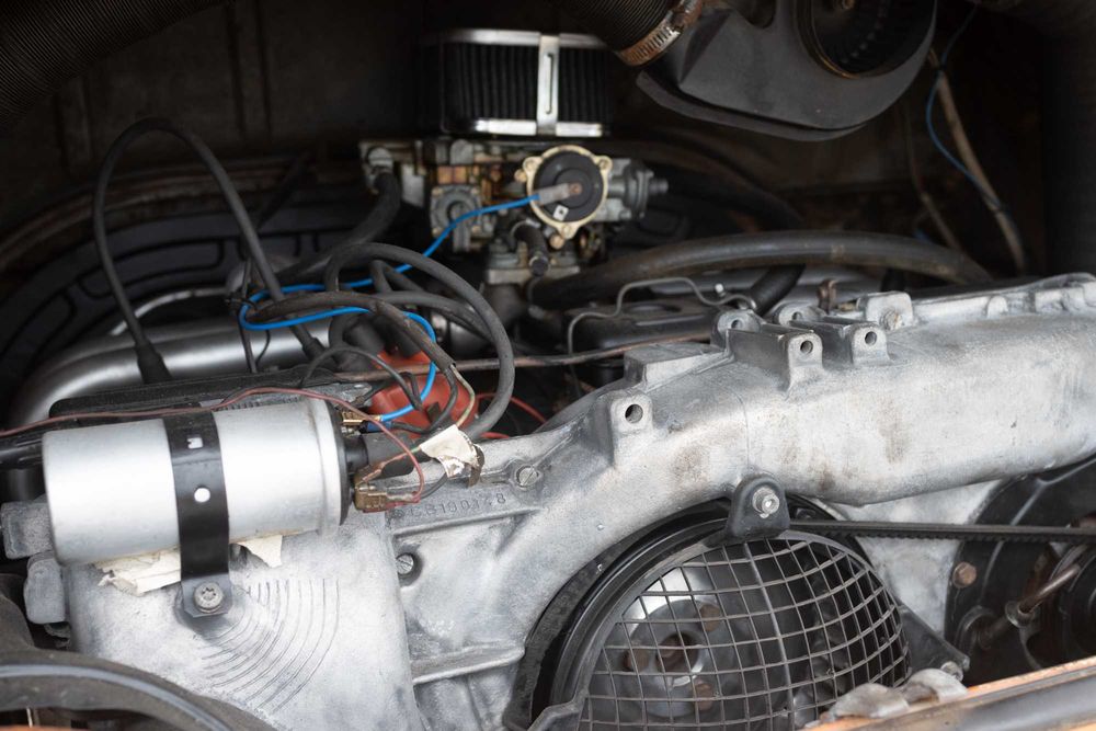 Volkswagen T2 Pão de Forma Bay Window 1973 - Motor Totalmente Reconstruído - Teto Westfalia