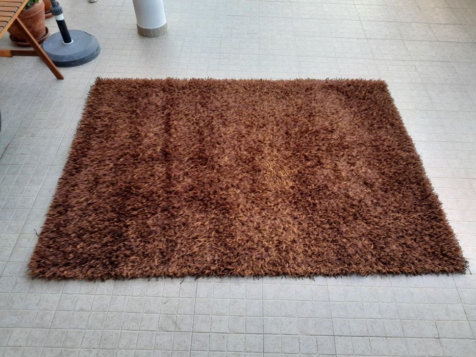 Carpetes e tapetes de fios altos