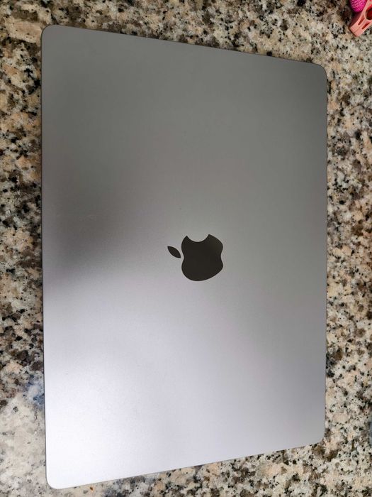Macbook Air M2 15,5" 8gb 256gb 99% bateria