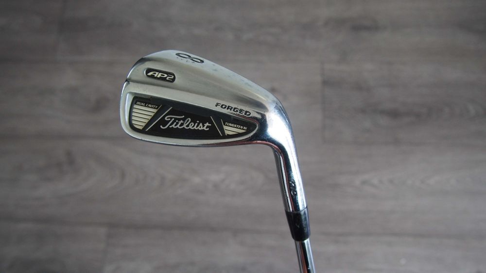 Kij do golfa Titleist iron 8