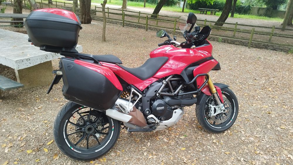 Ducati Multistrada 1200s