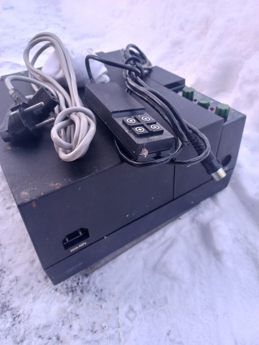 «Діана-207» (або «Диана-207») радянський діапроектор (слайд-проектор)