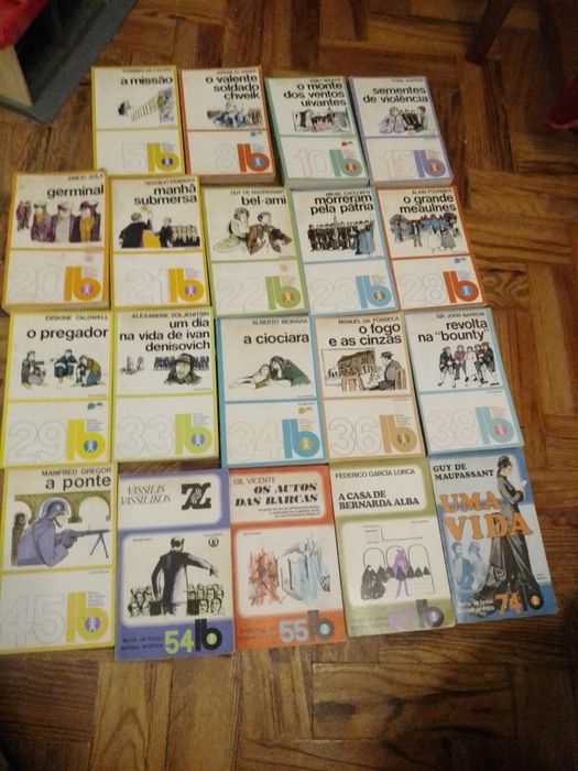 Colecçao de livros de Bolso Europa América 1s ediçoes e outros Desde2E