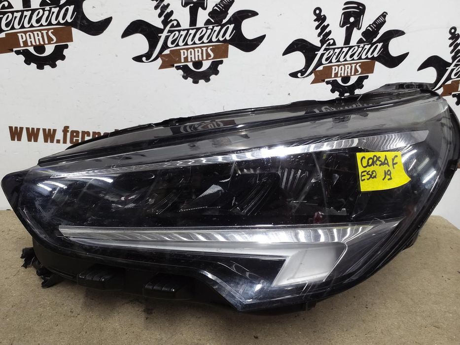 Farol Esquerdo Opel Corsa F 2019 - 2026