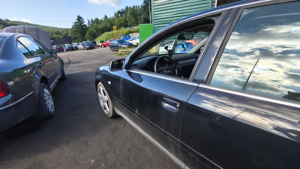 Audi A6 C5 2.5 LY9B, Drzwi przednie lewe prawe, Części FV Transport/Dostawa