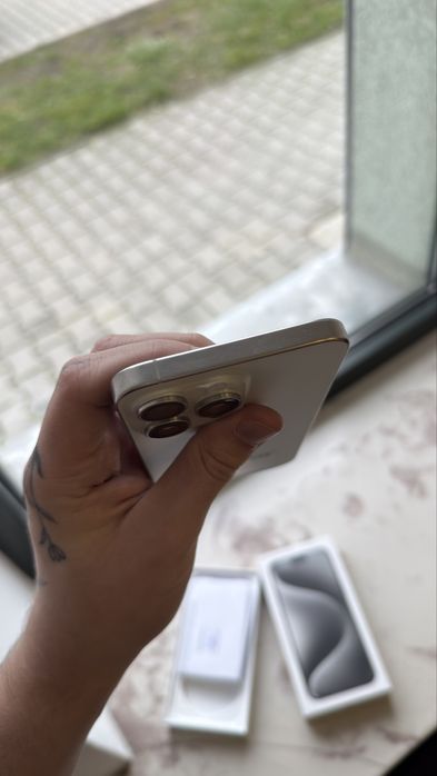 iPhone 15 Pro Max 256GB 100% bdb stan jedynie rysy na ekranie