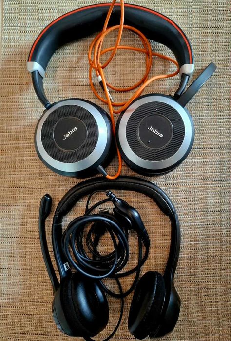 Jabra Evolve 80 + Logitech USB Headset H390 | Headsets Profissionais