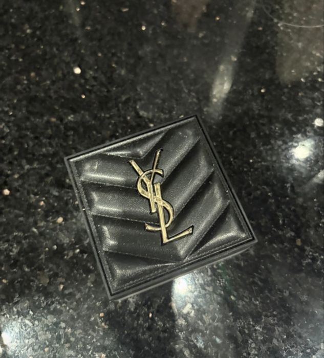 Puder Ysl  All Hours