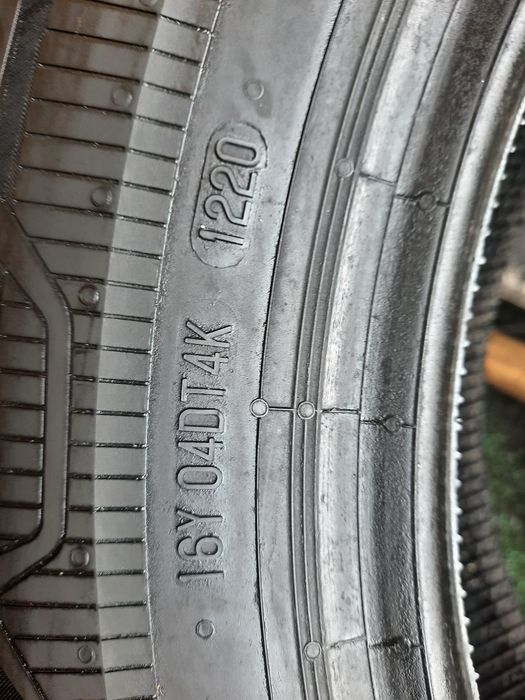 Opony letnie 215/65/15C Continental wzmacniane Para 8.3mm
