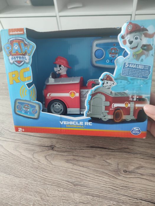 Pojazd auto zdalnie sterowane Psi Patrol Marshall nowy