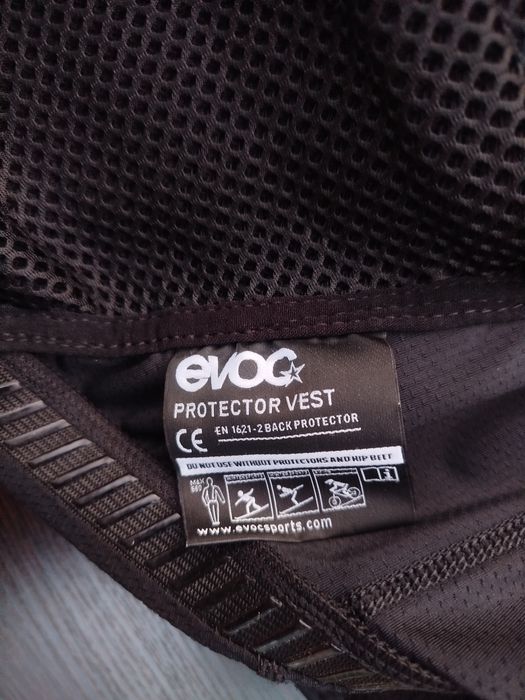 Захист спини, жилет, черепаха Evoc Protector