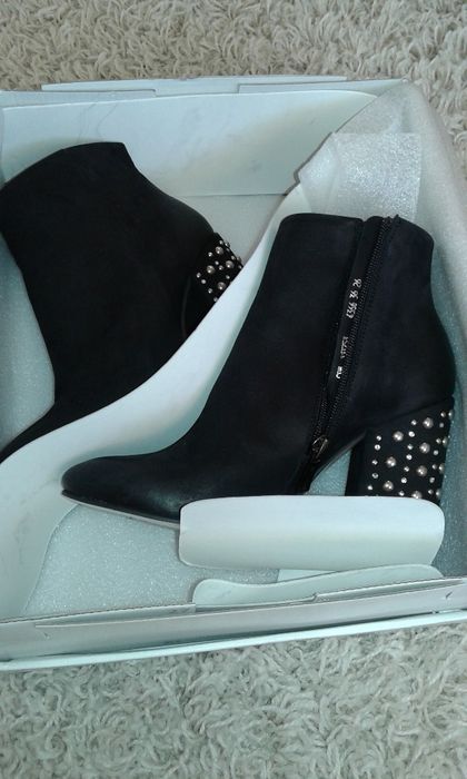 botki Carinii 36 NOWE