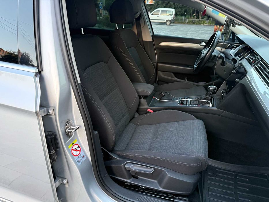 Volkswagen Passat 2019 VIN WVWZZZ3CZLE028664 фото оголошення 17 з 24