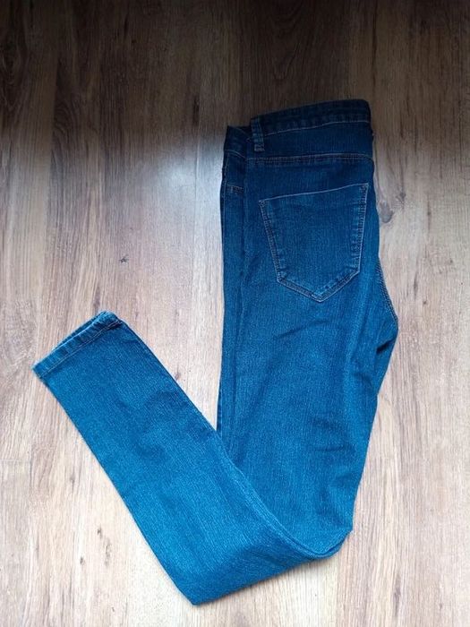 Dżinsy Clockhouse Jegging Leg rozm. 36 elastyczne