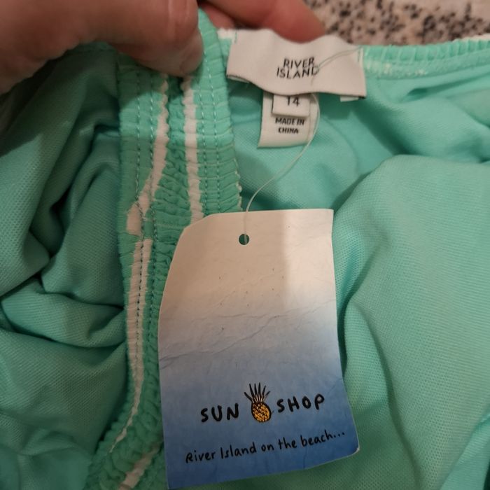 Pasiasty jednoczęściowy strój kąpielowy  marki River Island