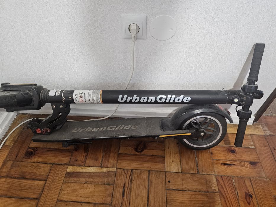 Trotinete Urbanglide Avariada