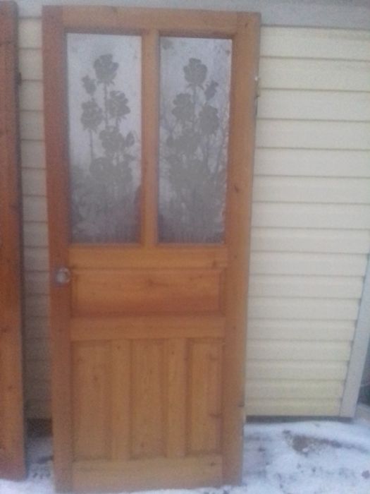 Продаю двері фільончасті