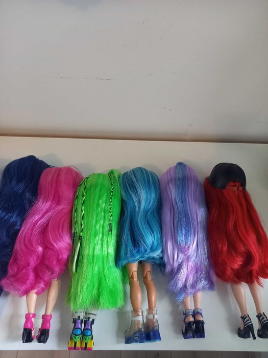 Zestaw 10 lalek Rainbow High