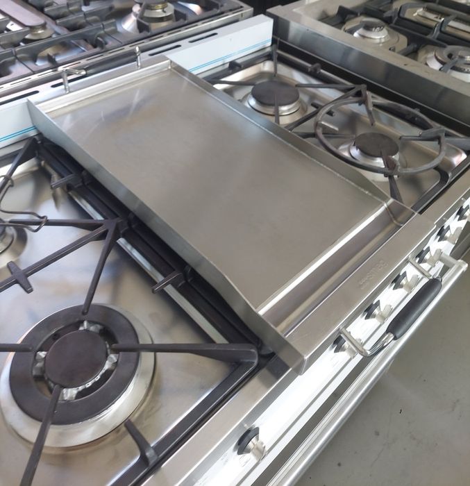 Гриль Smeg Teppan Yakki