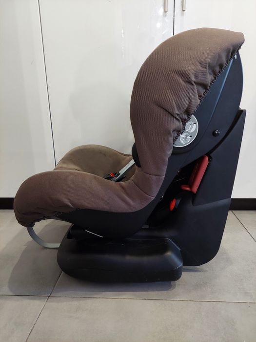 Fotelik samochodowy Maxi Cosi Priori