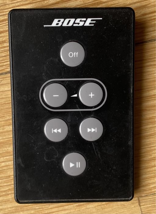 Coluna BOSE em perfeito estado