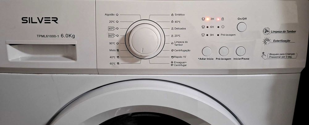 Máquina de lavar roupa