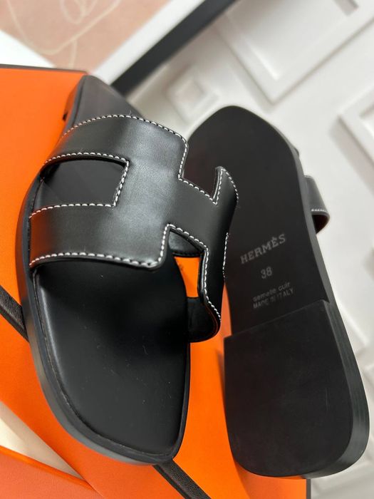 Hermes Oran в наявності