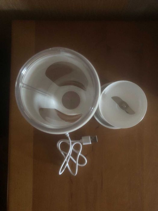 блендер для смузи и фрешей.