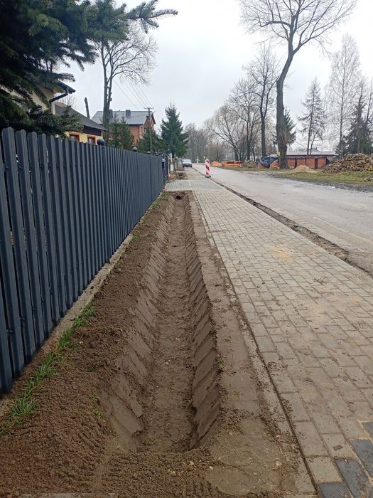 Usługi koparko-ładowarką
