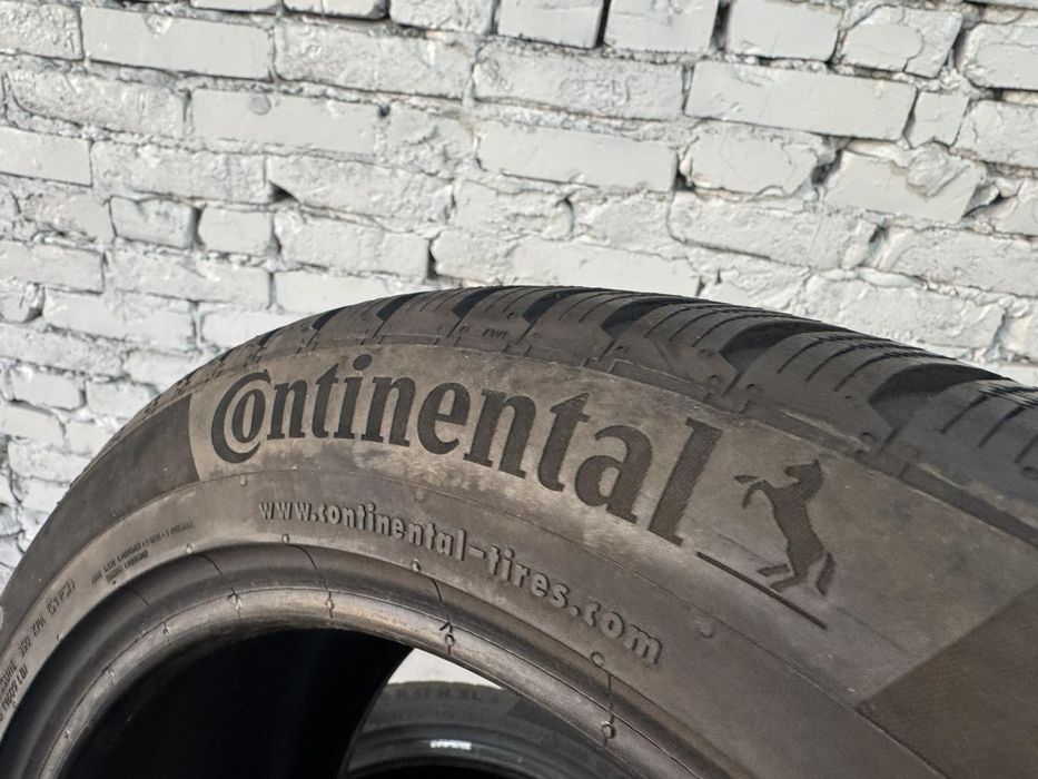 Зимові шини CONTINENTAL 235/45 r17