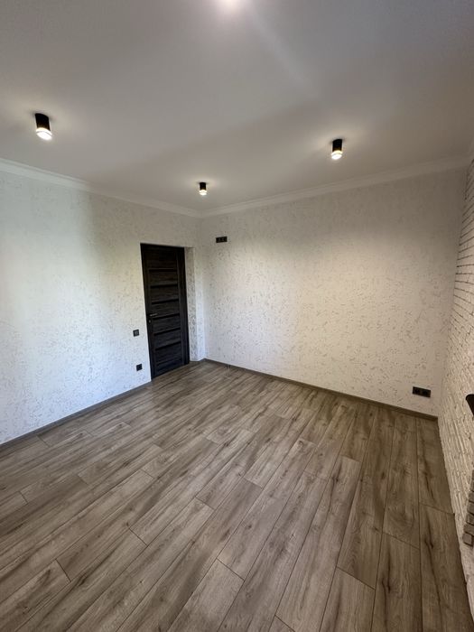 Продаж квартири з капітальним ремонтом вул.Соборна (ТЦ МЕГА)