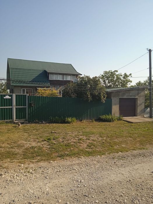Продаж будинку )