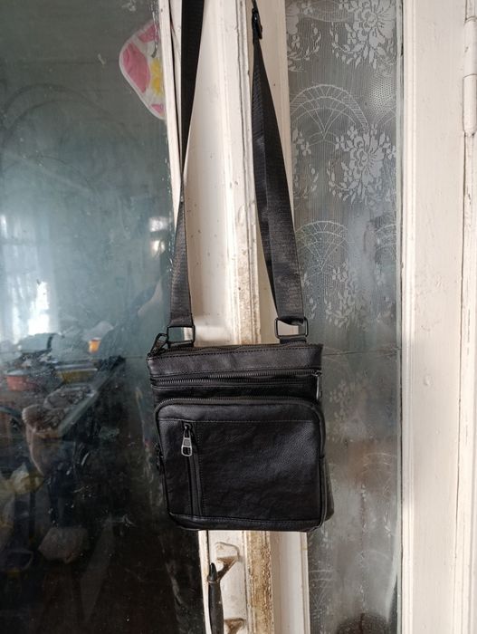Продам мужскую барсетку