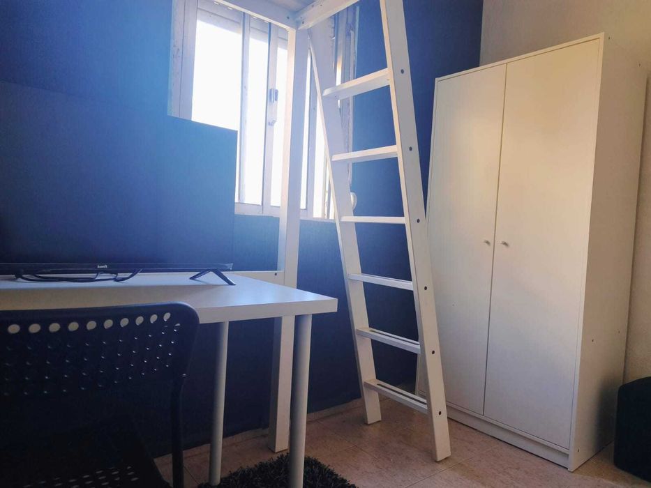 Quarto para Arrendar na Brandoa