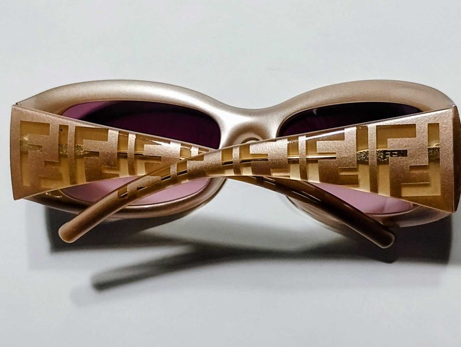 Солнцезащитные очки Fendi, мод. FS299.