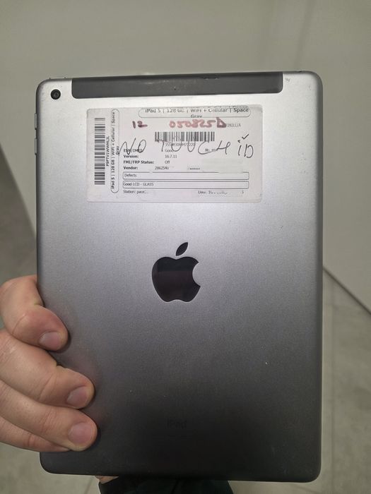 iPad 5 покоління. 2017 рік. 128GB. Space Grey. Без обмежень