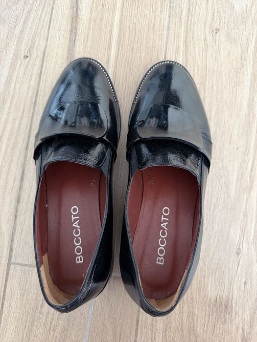 Buty damskie skórzane BOCCATO rozmiar 38 stan bdb