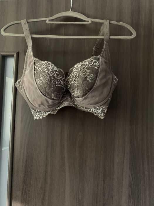 Бюстгальтер 85 D, ліфчик