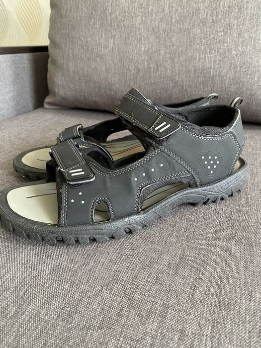 Босоніжки 42 розмір