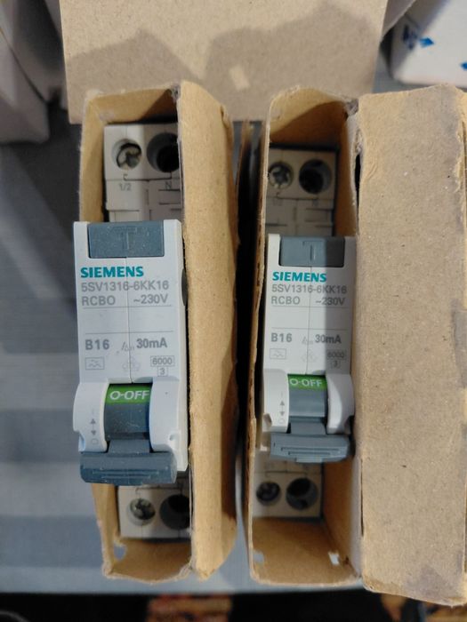 Sprzedam cały komplet widoczny na zdjęciu