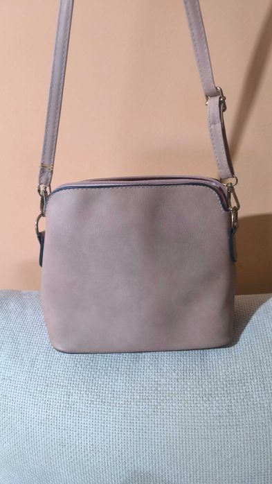 Bolsa Senhora com Pompom